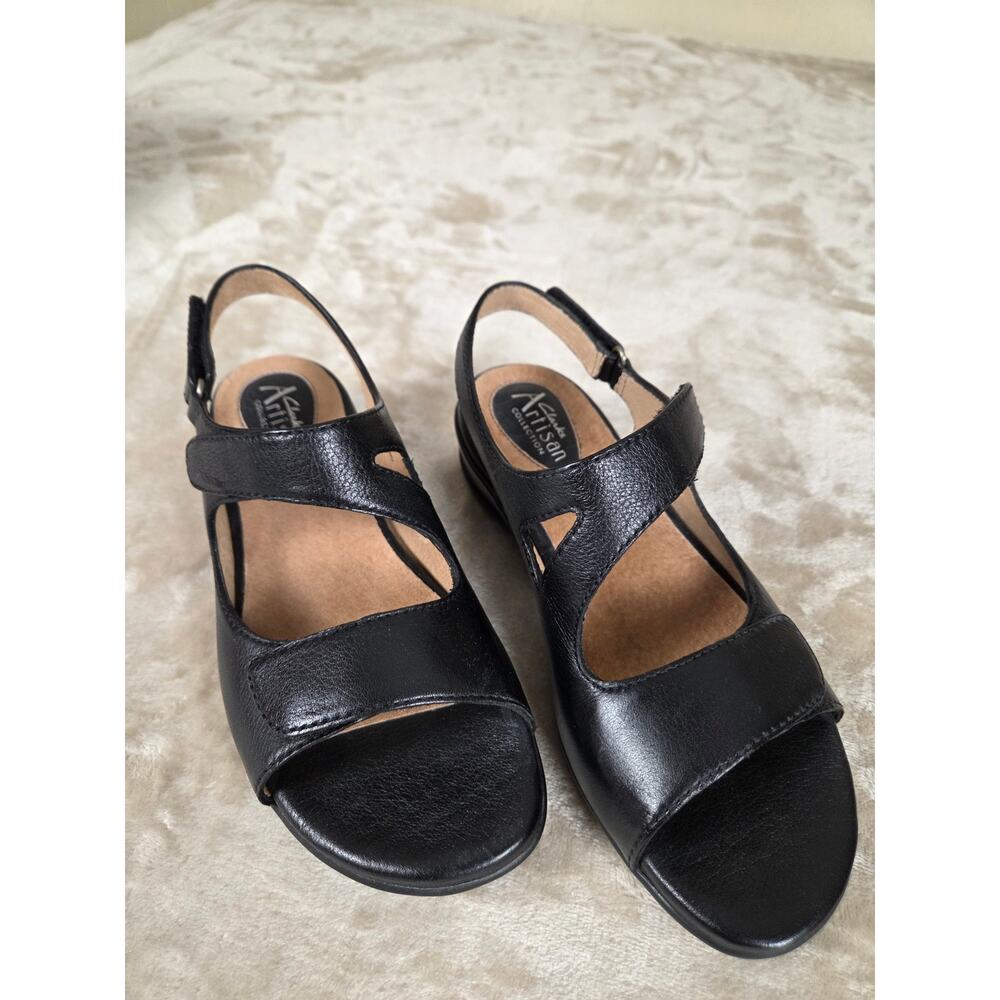 Clarks Artisian Collection Black Sarasota Sandals